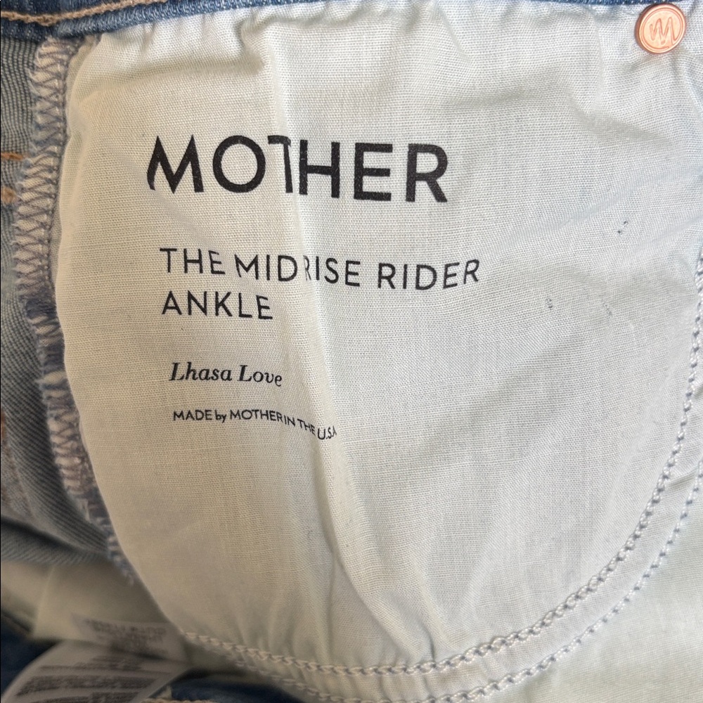 MOTHER Mid Rise Rider Ankle Jeans in Lhasa Love - Picture 9 of 9